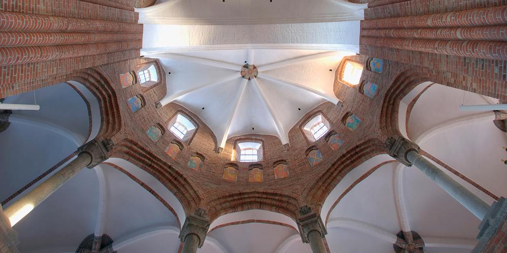 Roskilde Cathedral was built using 2.5 million bricks. It is one of the earliest examples of the Brick Gothic style in the world. – © Jan Friis