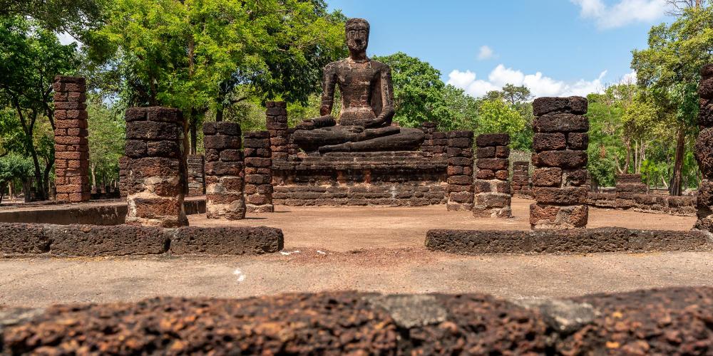 Many of the smaller temples are hidden amongst the trees in the historic forest areas of Sukhothai, Si Satchanalai, and Kamphaeng Phet. – © Michael Turtle