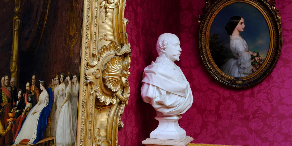 Selon le souhait de Louis-Philippe, de nouvelles œuvres sont ajoutées aux collections de Versailles, essentiellement des peintures et sculptures. – © Thomas Garnier Selon le souhait de Louis-Philippe, de nouvelles œuvres sont ajoutées aux collections de Versailles, essentiellement des peintures et sculptures. – © Thomas Garnier