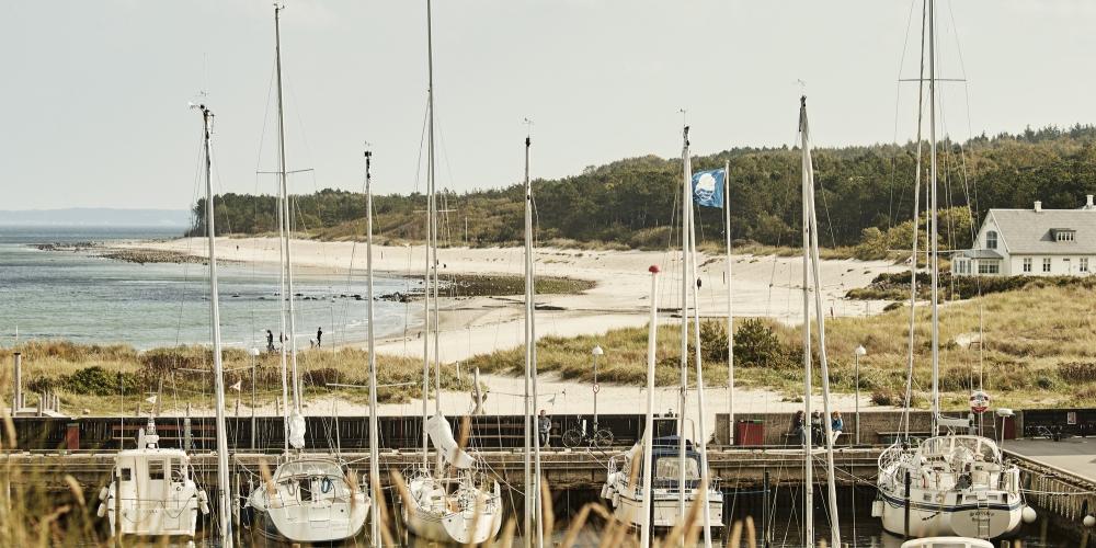 Sailing and angling off the coast of The Danish Riviera is a marvellous experience with beautiful views of both the Danish and the Swedish coasts. – © John Bendtsen Sailing and angling off the coast of The Danish Riviera is a marvellous experience with beautiful views of both the Danish and the Swedish coasts. – © John Bendtsen