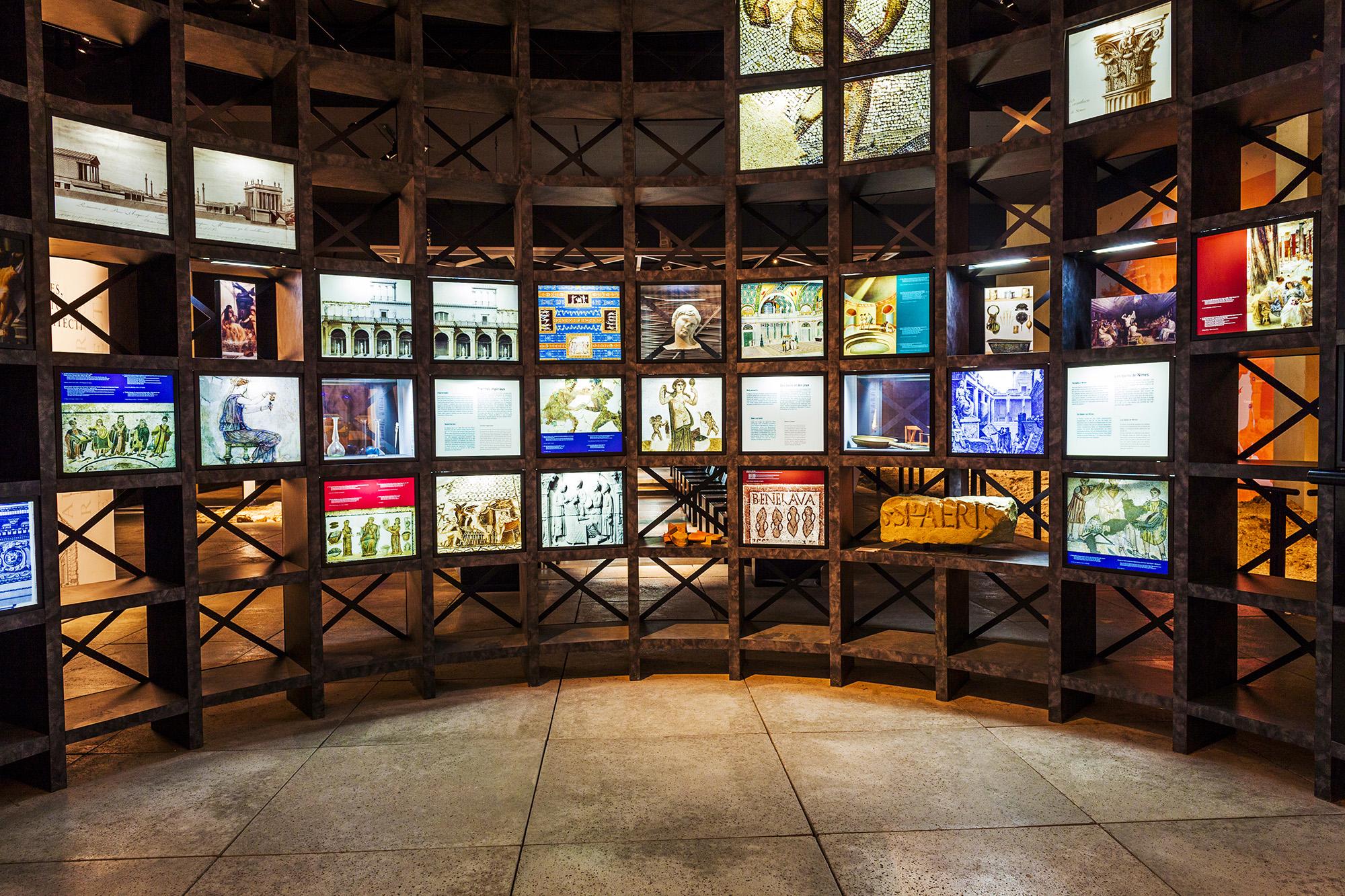 Throughout the museum, multimedia technology accurately recreates images from the past. – © Aurelio Rodriguez