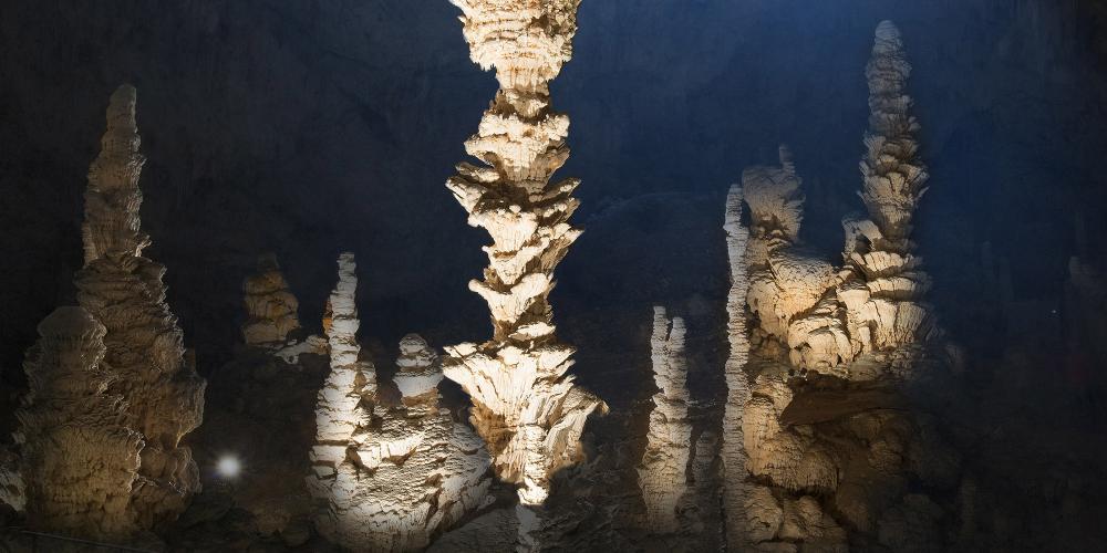 The Aven d’Orgnac, the only cave to be labelled «Grand Site de France», is part of the most visited and studied underground sites in France. – © JM André