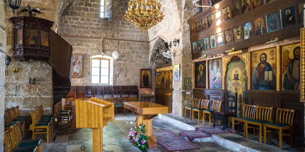 Ayia Kyriaki Chrysopolitissa Anglican church. – © Michael Turtle