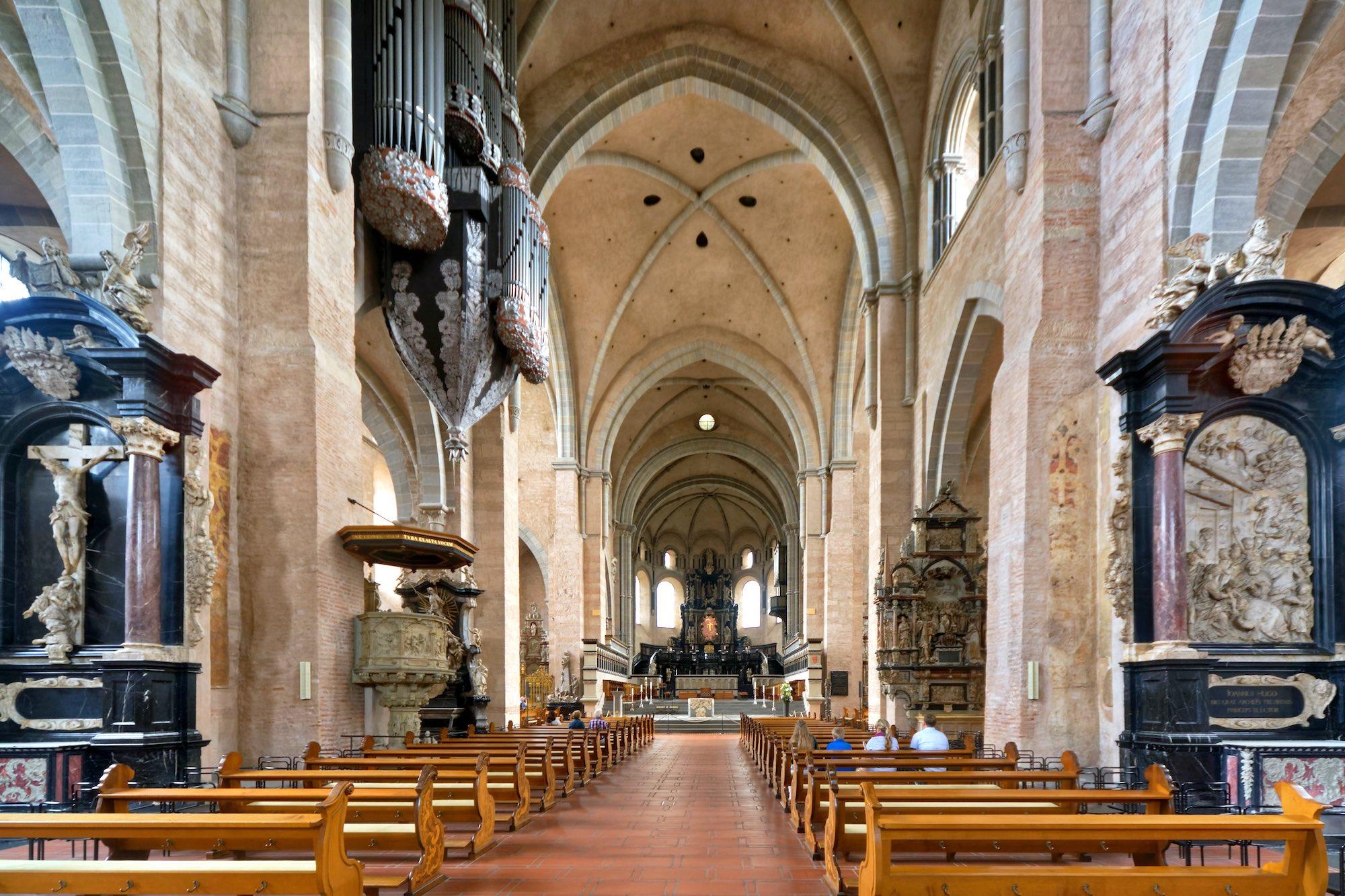 Interior of the Trier Cathedral – © Holger Uwe Schmitt / Wikimedia Foundation