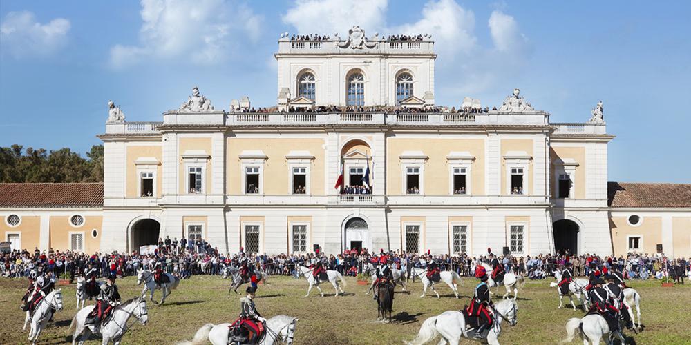 Carabinieri riding in front of the Royal Site of Carditello for the event "Horses and Knights 29th of October 2016". – © Giovanni Ricci Novara