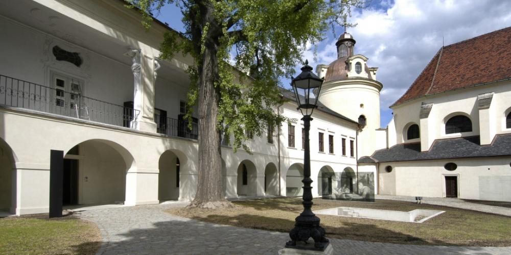 Courtyard of the Archdiocesan Museum – © Milena Valušková