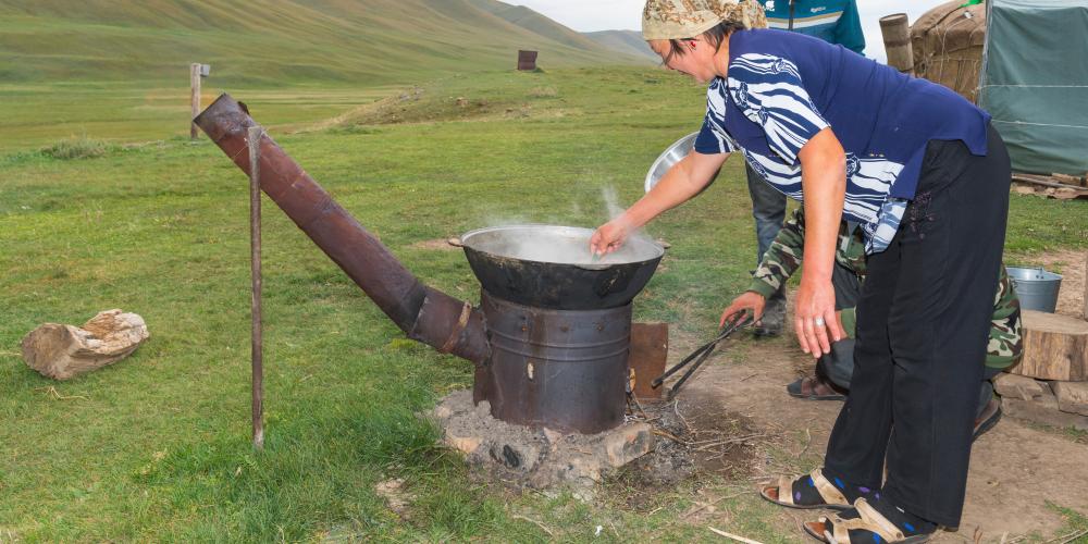 Nomads cooking near Almaty – Photo by GTW / Shutterstock.com Nomads cooking near Almaty – Photo by GTW / Shutterstock.com