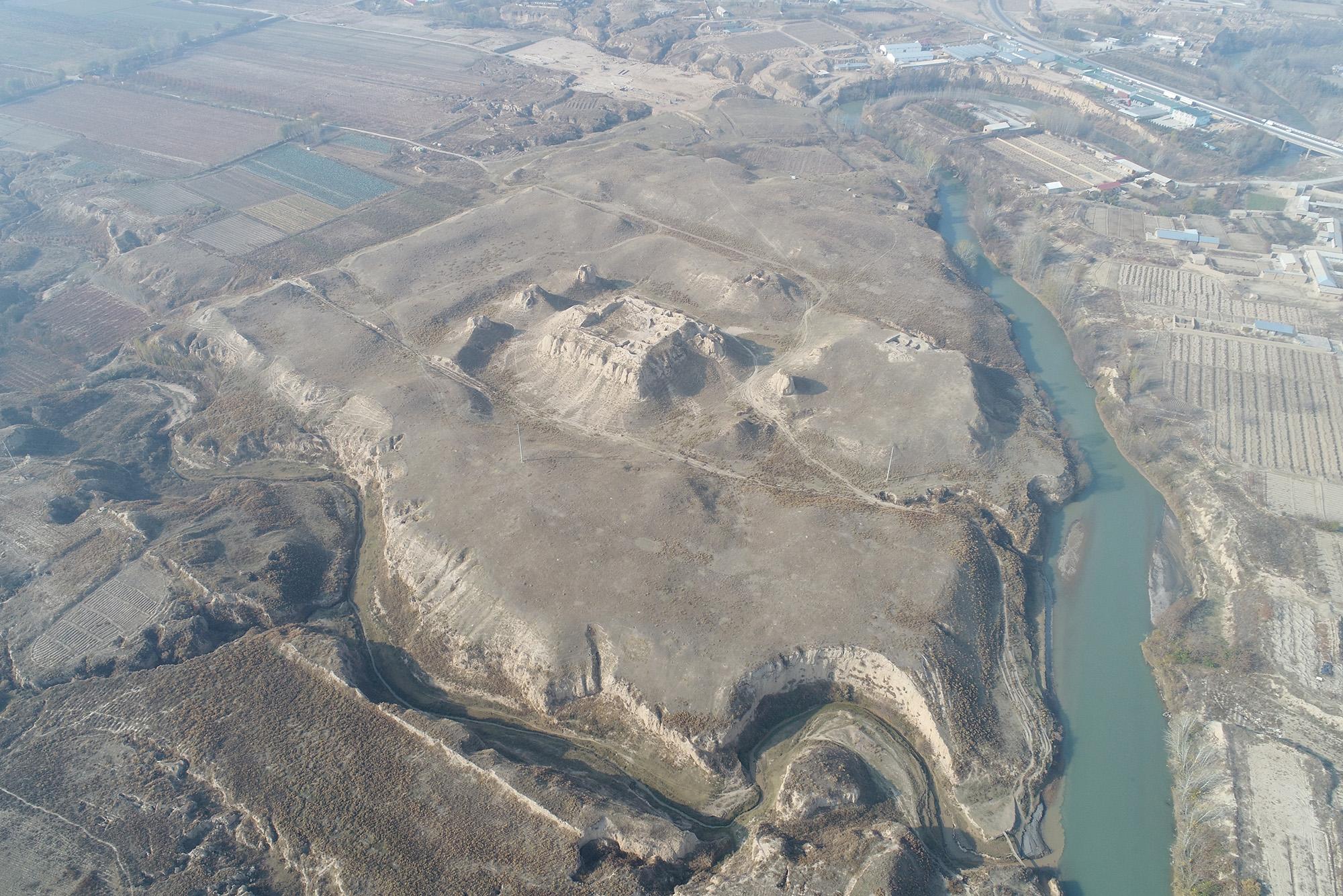 The remains of the ancient Kafirkala settlement in Uzbekistan – © IICAS