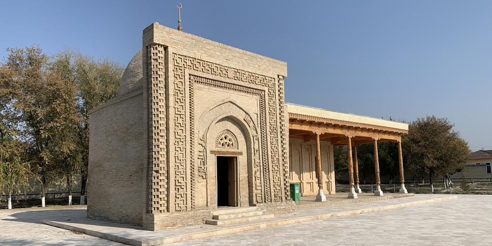 The Mir Sayid Bakhrom Mausoleum in Uzbekistan – © IICAS