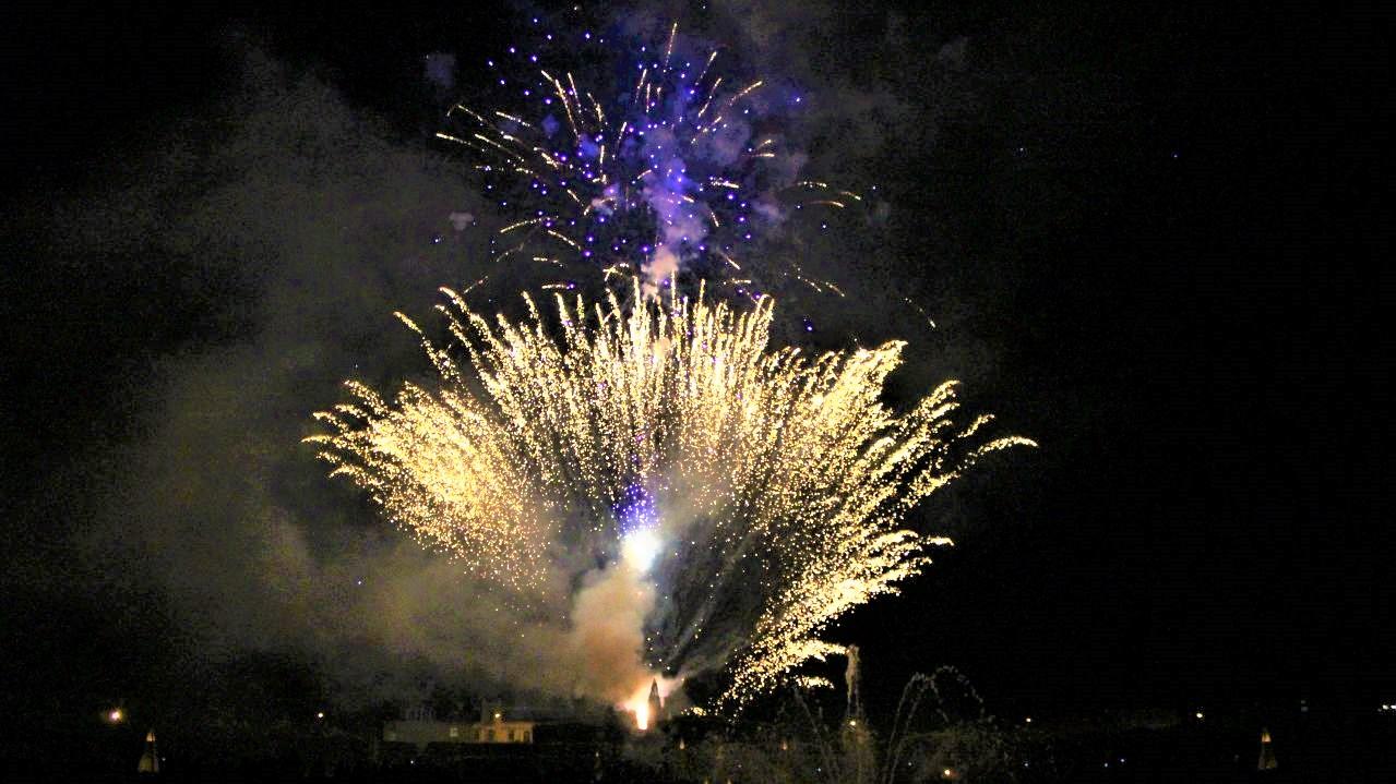 Beautiful Baroque fireworks can be seen not only in the Flower Garden, but also in the town of Kroměříž and the surrounding area. How about enjoying it from the castle tower - © Tomáš Vrtal