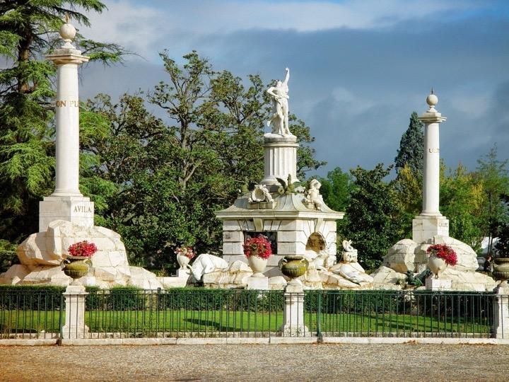 Hercules and Anteo is one of the most spectacular fountains in Island Garden. It was built by Isidoro González de Velázquez and Juan Adán in 1827. – © Aranjuez Cultural Landscape