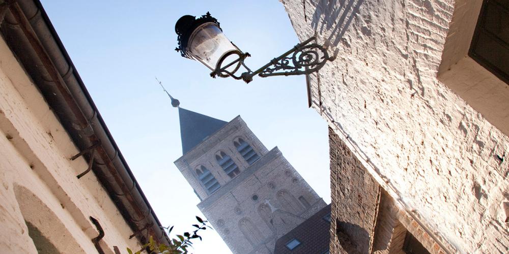 Quasiment toutes les maisons-dieu ont été soigneusement restaurées et modernisées pour offrir une vie confortable aux personnes âgées d'aujourd'hui. – © Jan D'Hondt / VisitBruges Quasiment toutes les maisons-dieu ont été soigneusement restaurées et modernisées pour offrir une vie confortable aux personnes âgées d'aujourd'hui. – © Jan D'Hondt / VisitBruges