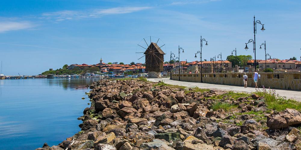 It takes just 30 minutes to walk around the path of the perimeter of Nessebar’s Old Town. – © Nessebar Municipality It takes just 30 minutes to walk around the path of the perimeter of Nessebar’s Old Town. – © Nessebar Municipality