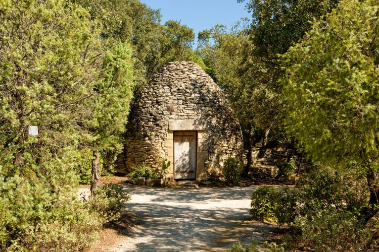 A "Capitelle" in "Memories of Garrigue" – © Yann de Fareins
