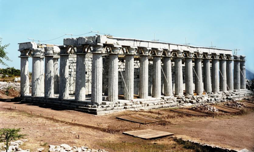 Le temple d'Apollon Epikourios a été inscrit en tant que monument du patrimoine mondial en 1986. L'échafaudage antisismique a été érigé en 1985. – © Hellenic Ministry of Culture and Sports / Ephorate of Antiquities of Ilia