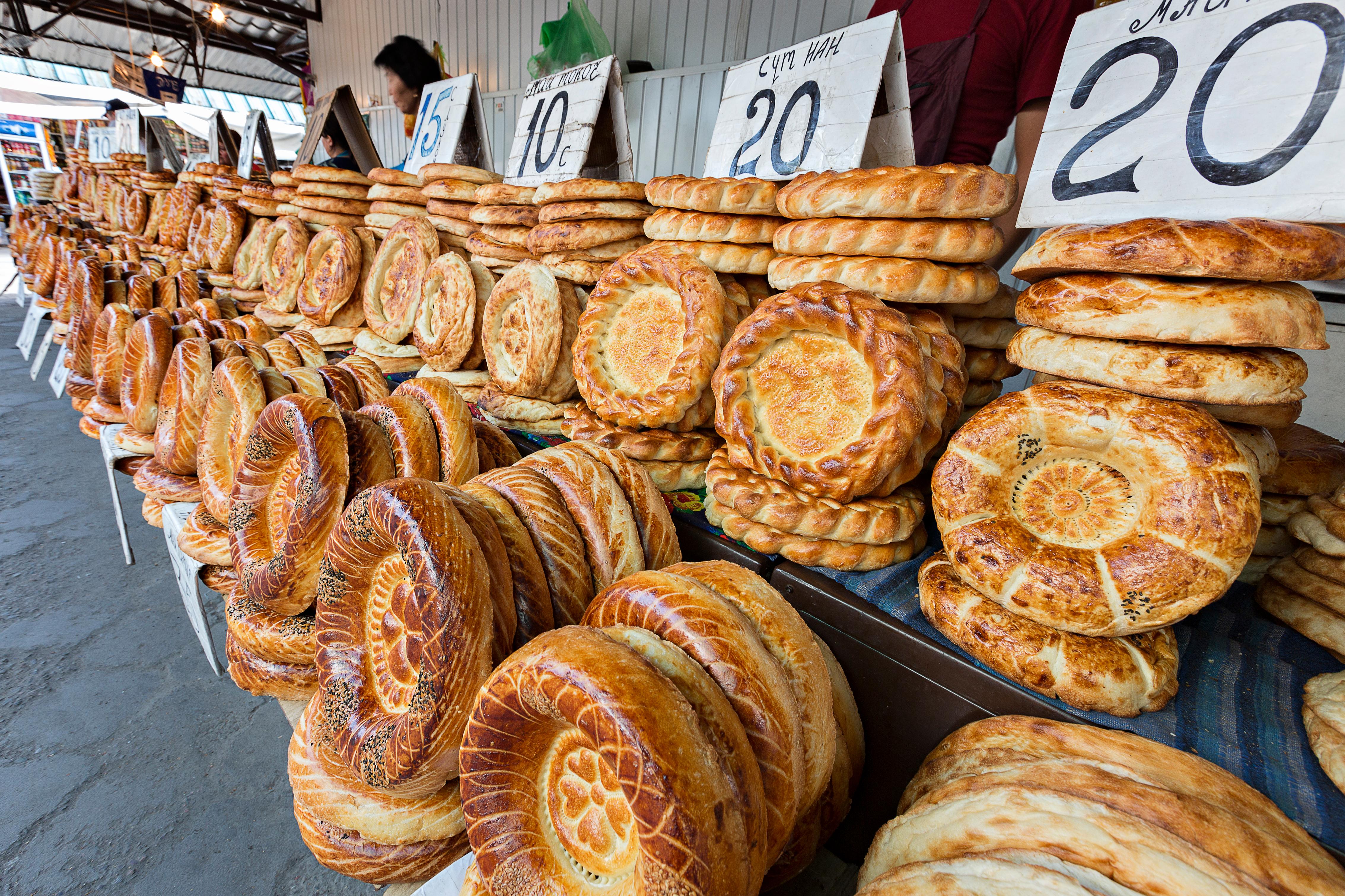 Traditional Kyrgyz bread - Photo by MehmetO / Shutterstock.com
