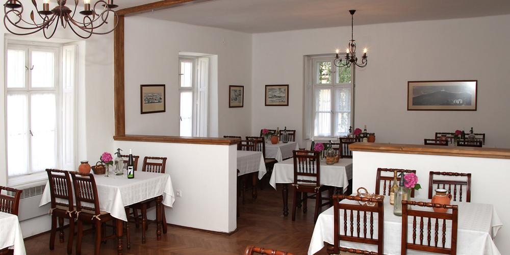 A nice restaurant room in the house-court of Tokaji Rákóczi Cellar. Visitors
can enjoy wine tasting dinners between these very thick walls that tell
historical stories to the wine lovers. – © István Meszaros A nice restaurant room in the house-court of Tokaji Rákóczi Cellar. Visitors
can enjoy wine tasting dinners between these very thick walls that tell
historical stories to the wine lovers. – © István Meszaros