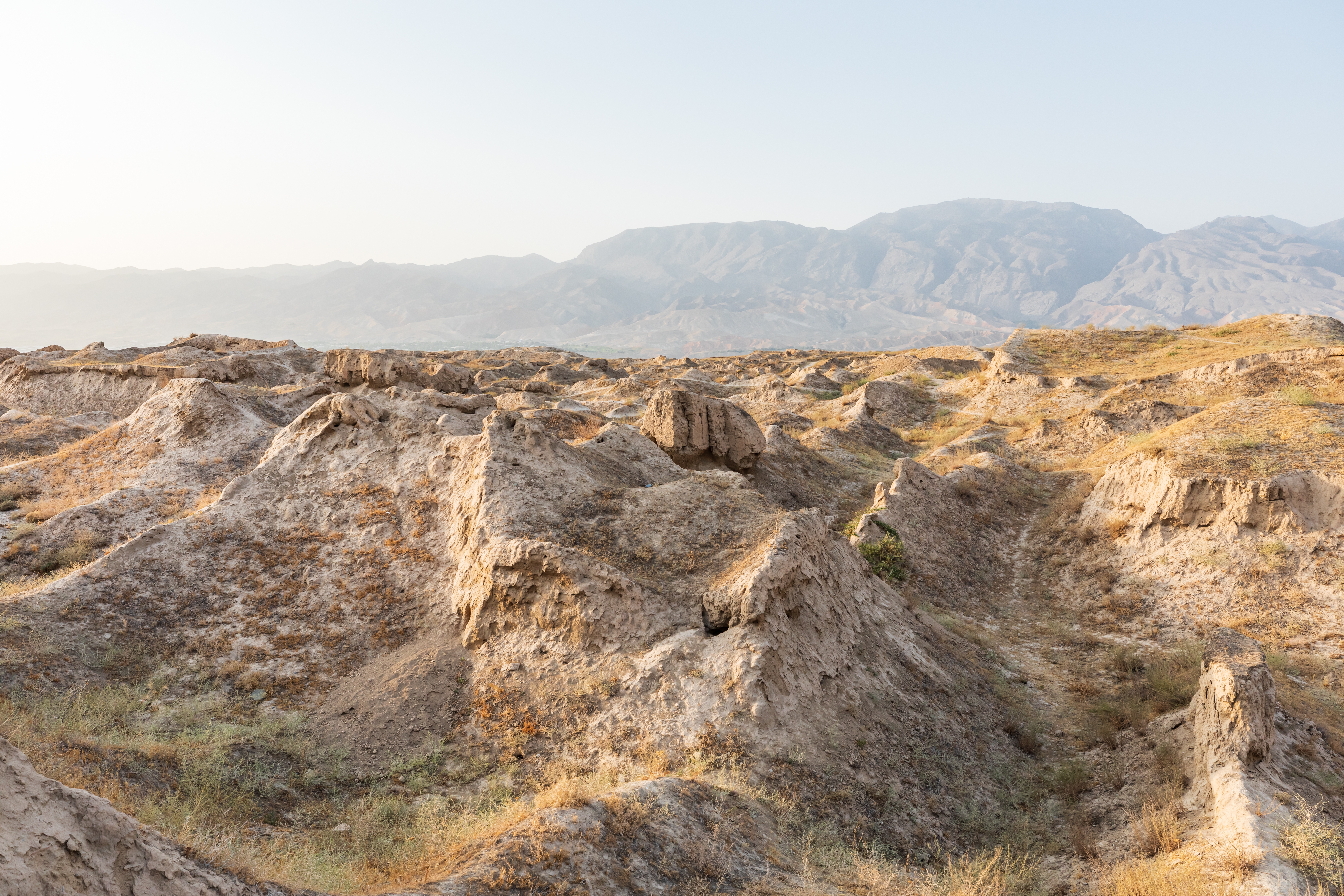 The rocky landscape around Ancient Panjakent. – © Emily Marie Wilson / Shutterstock
