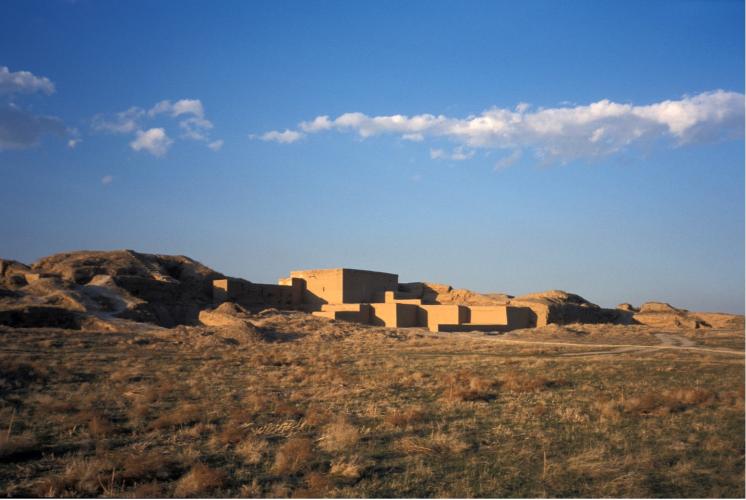 A view of Old Nisa during a gorgeous, clear day. – © Parthian Fortresses of Nisa