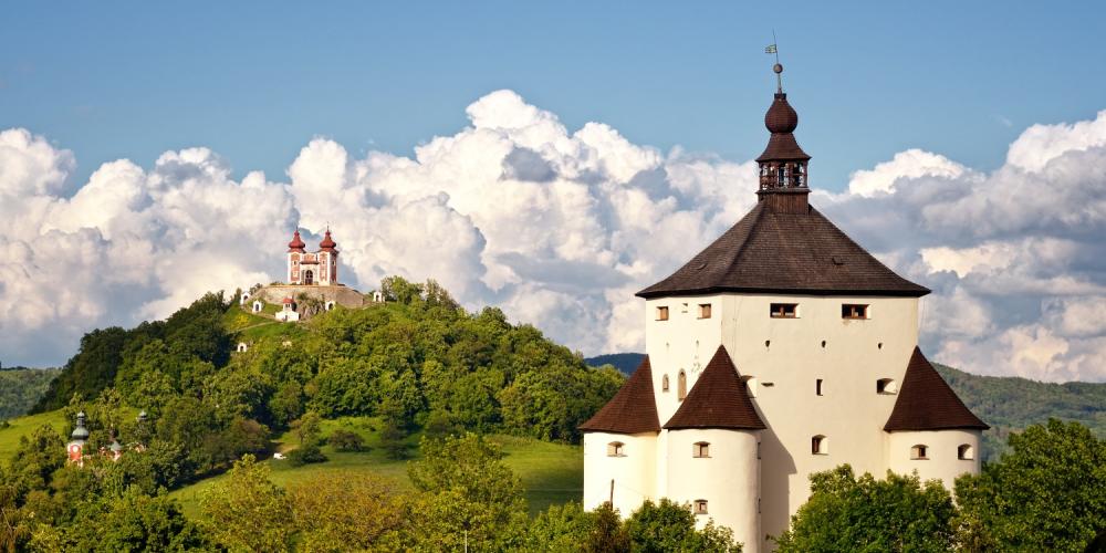 Banská Štiavnica's Calvary Church is among the most beautiful Baroque calvaries in Europe. Built on Scharffenberg (Sharp) Hill, it can be seen from everywhere. – © Jan Petrik Banská Štiavnica's Calvary Church is among the most beautiful Baroque calvaries in Europe. Built on Scharffenberg (Sharp) Hill, it can be seen from everywhere. – © Jan Petrik