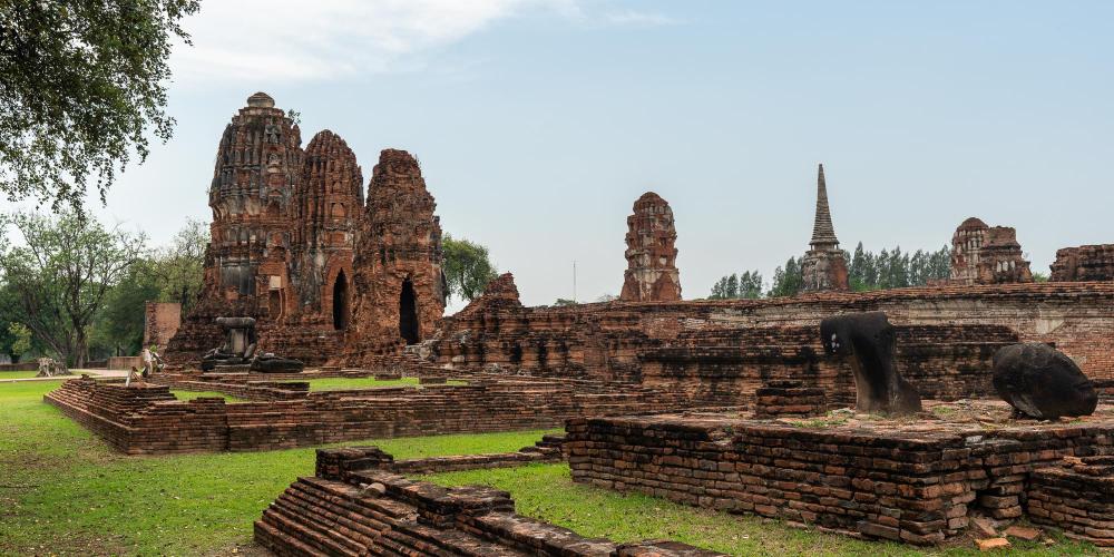 Wat Mahathat is one of the largest temples at Ayutthaya and would have been used by the king and senior officials. – © Michael Turtle