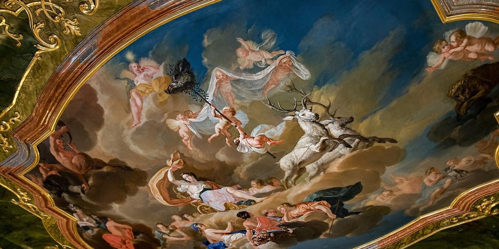 Marvelous Baroque ceiling paintings decorate the rooms in the main tour of the Valtice castle. – © Roman Pěnčák Marvelous Baroque ceiling paintings decorate the rooms in the main tour of the Valtice castle. – © Roman Pěnčák