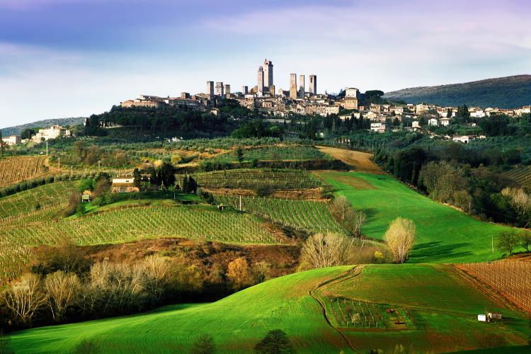 San Gimignano has retained its appearance from medieval times with its architectural integrity and intact urban layout. – © Andrea Migliorini
