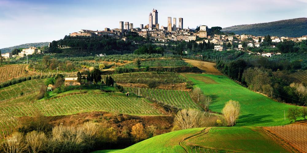 San Gimignano a conservé son apparence des temps médiévaux grâce à son intégrité architecturale et son aménagement urbain intact. – © Andrea Migliorini