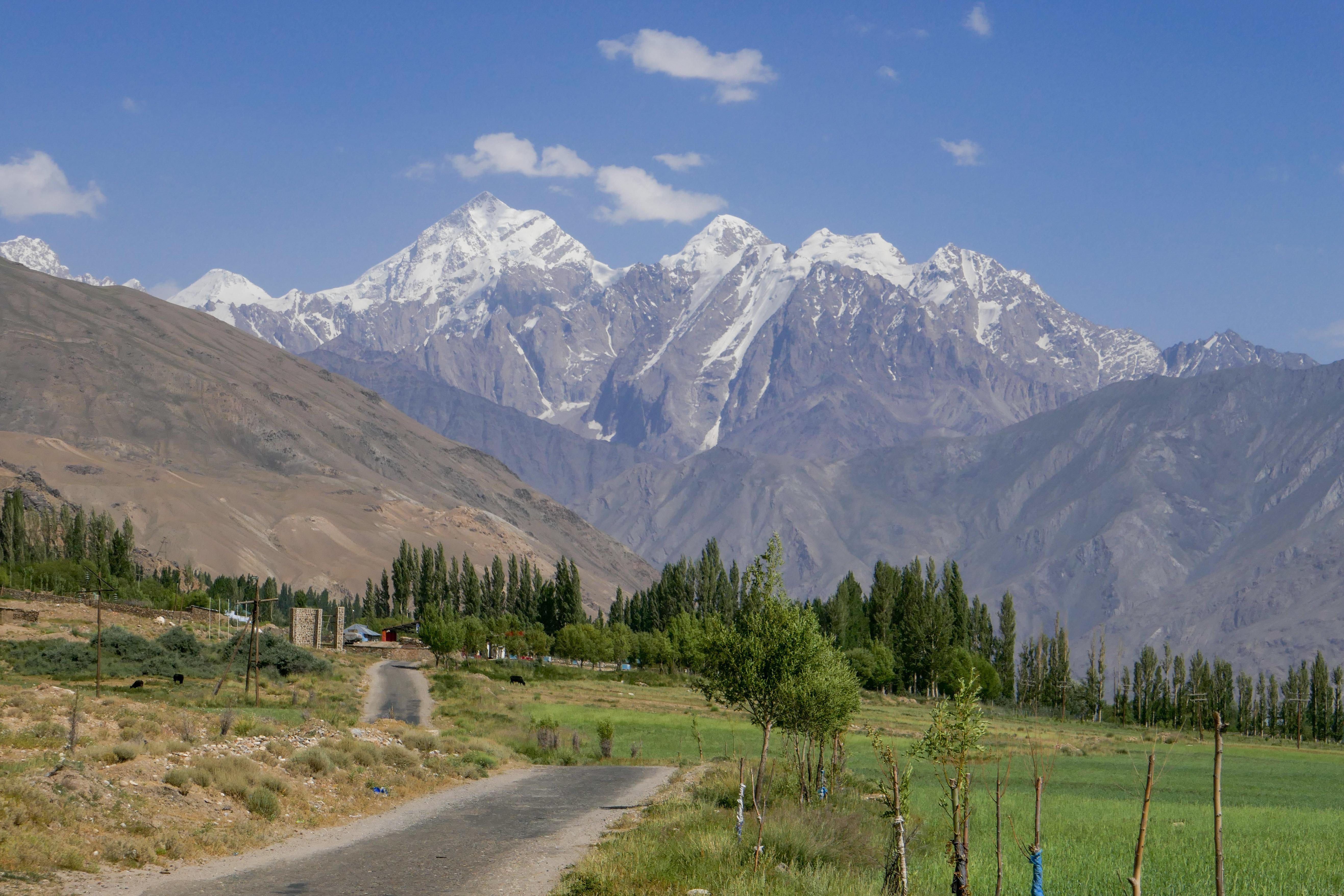 Amazing mountain views in the Wakhan corridor - Photo credits: Cyrille Redor