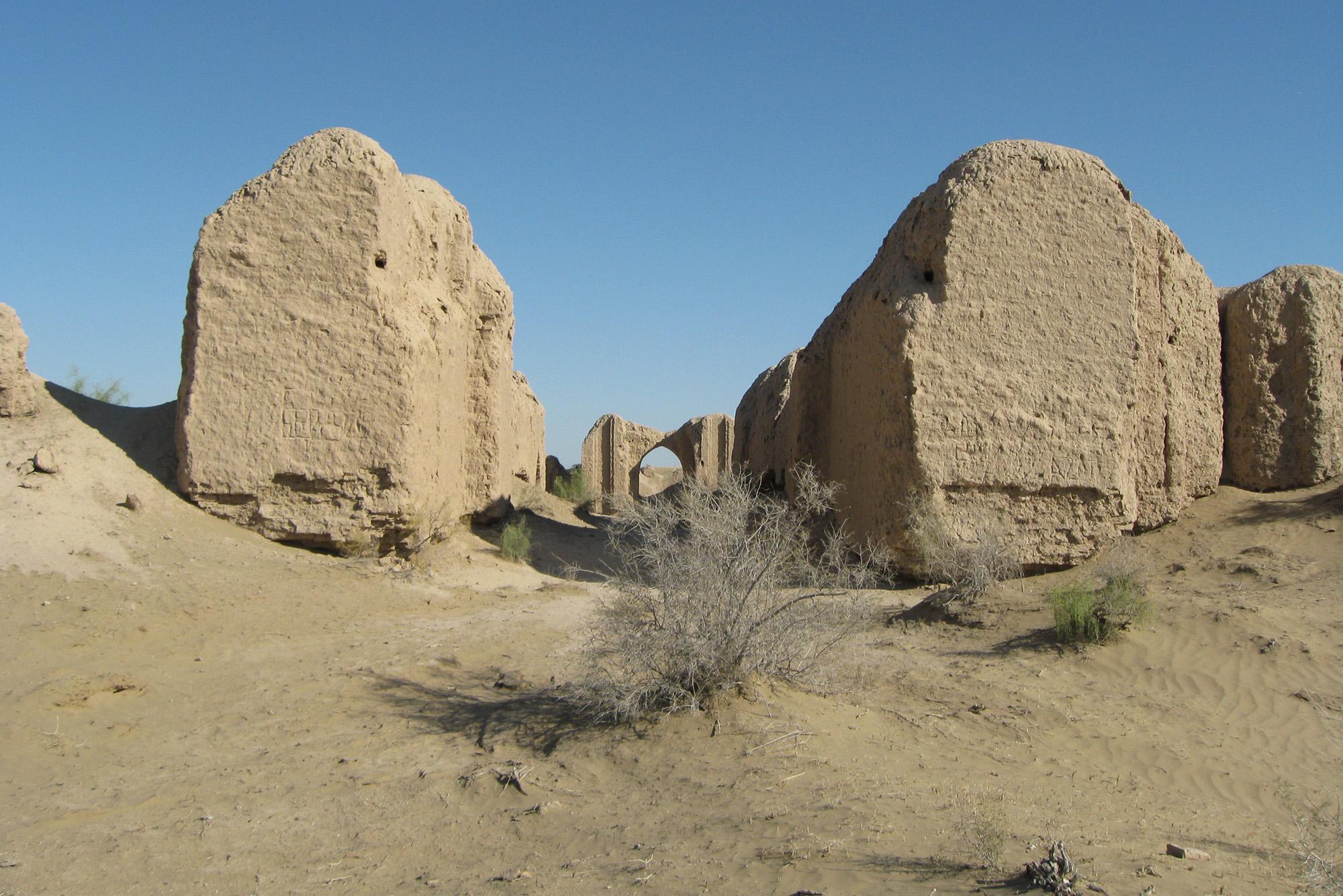 A view across the remains of the Akja Gala Caravanserai – © Ancient Merv Museum-Reserve