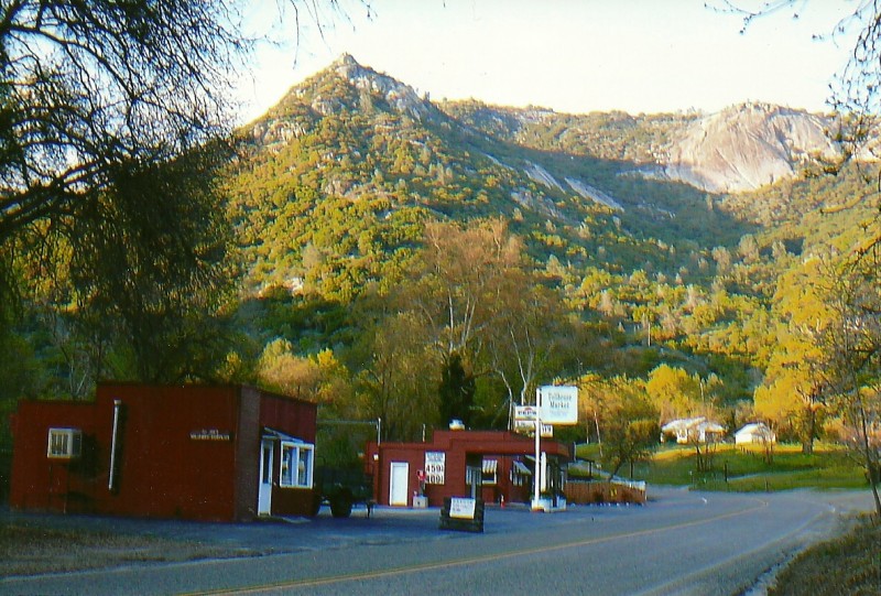 Tollhouse, California Sierra Nevada Geotourism