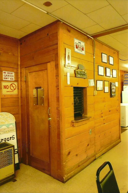 Tollhouse, California Sierra Nevada Geotourism