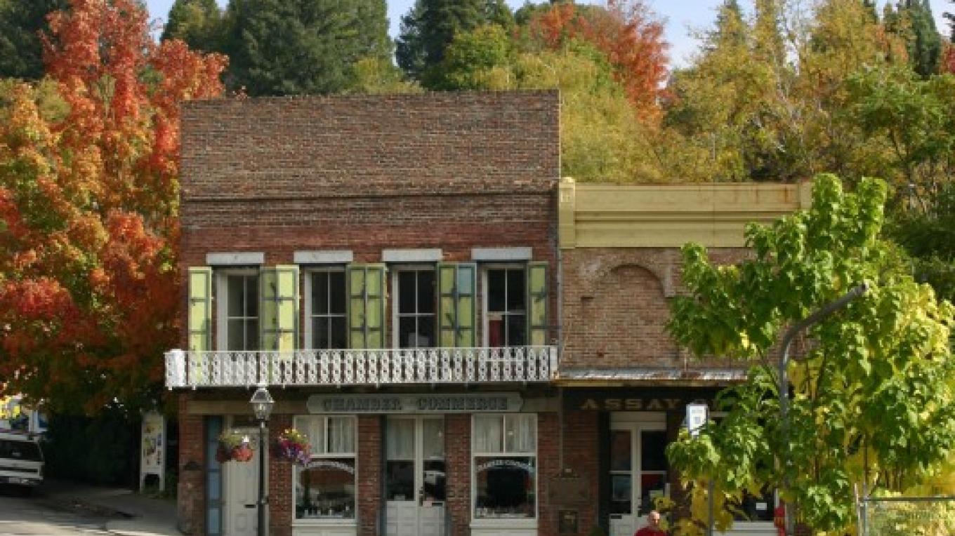 Fall Colors Of Nevada City Sierra Nevada Geotourism