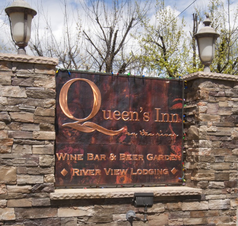 Queen's Inn by the River & Idle Hour Winery Sierra Nevada Geotourism