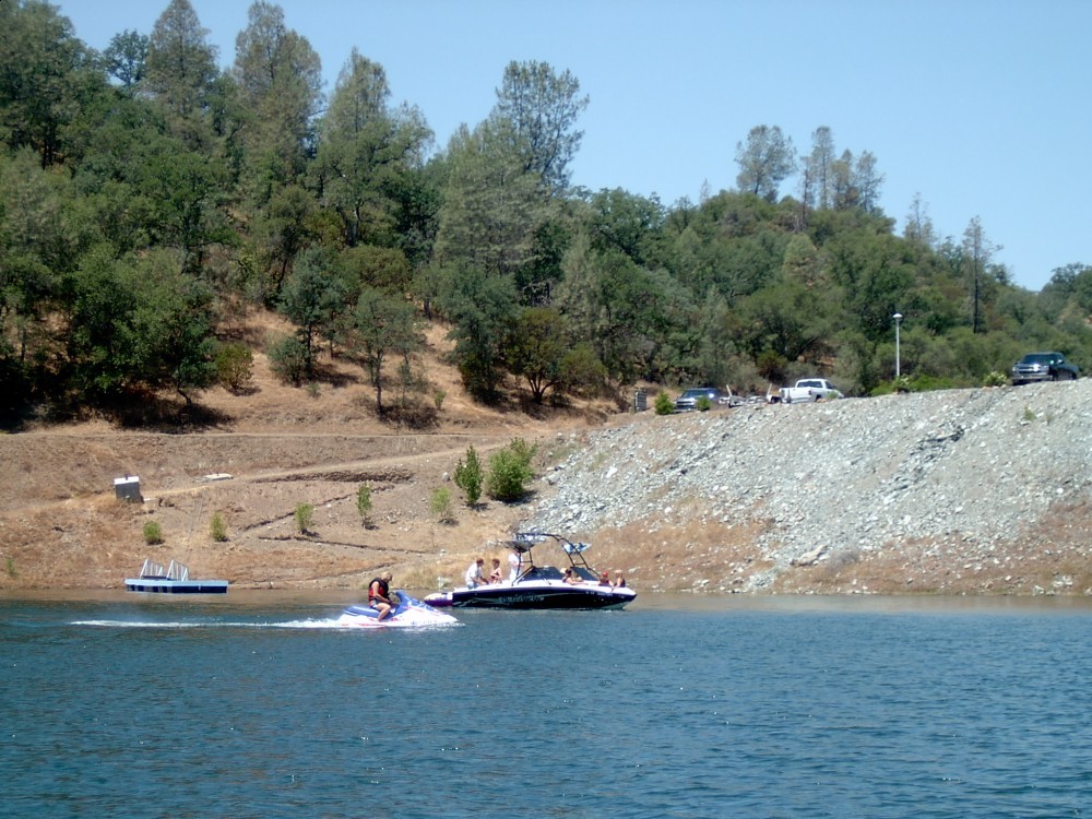 Don Pedro Lake Boating Sierra Nevada Geotourism