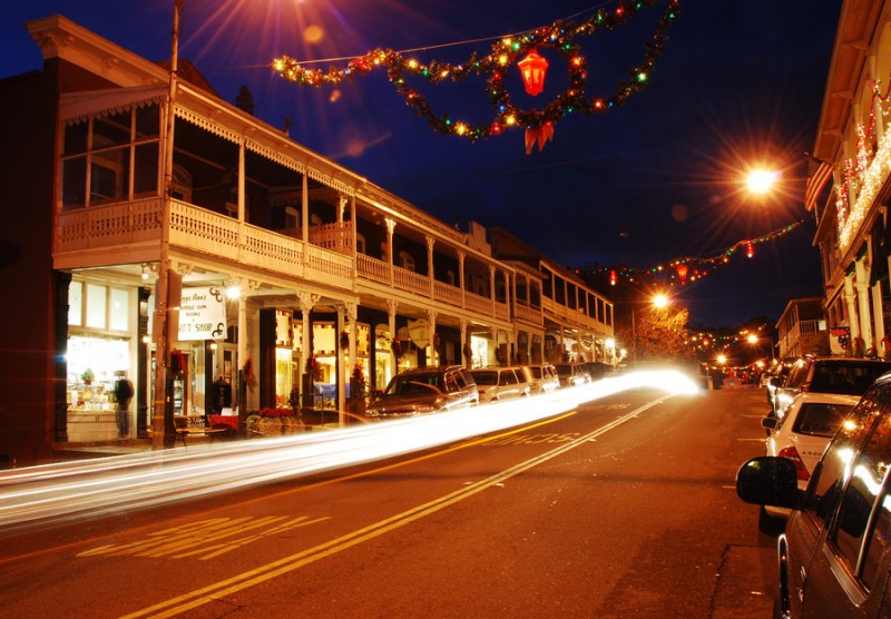 Sutter Creek Charles Dickens Christmas Open House Sierra Nevada