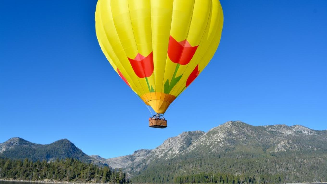 Lake Tahoe Balloons Sierra Nevada Geotourism