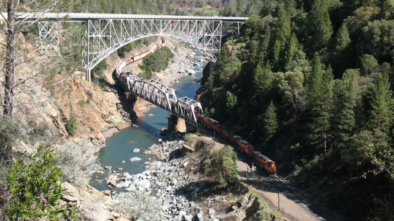 Feather River Scenic Byway Feather River Canyon | Sierra Nevada