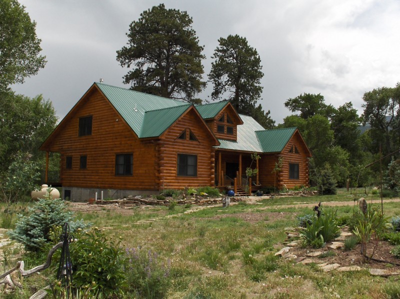 MW Bar Ranch - a mountain lodge on the Costilla River | Four Corners Region