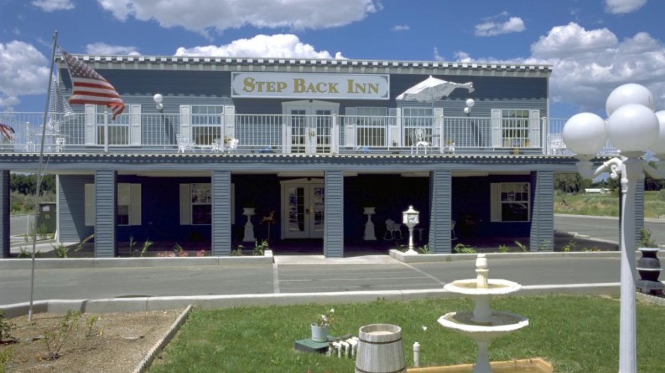 Step Right Inn B&B, British Columbia, Canada Step Right Inn B&B, British Columbia, Canada