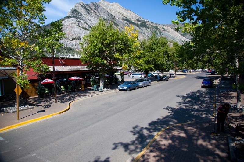 The Town of Waterton Waterton, Alberta Official Travel Information