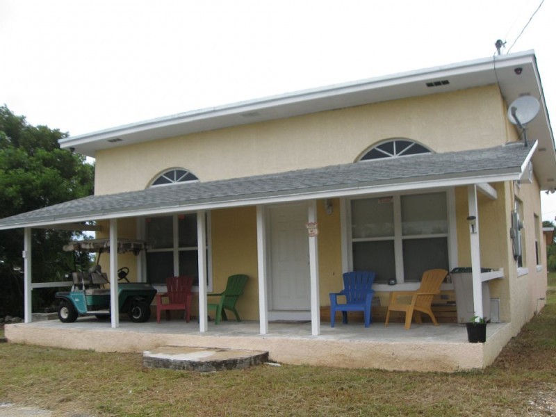 Rolle&amp;#39;s Place Cabanas | The Bahamas