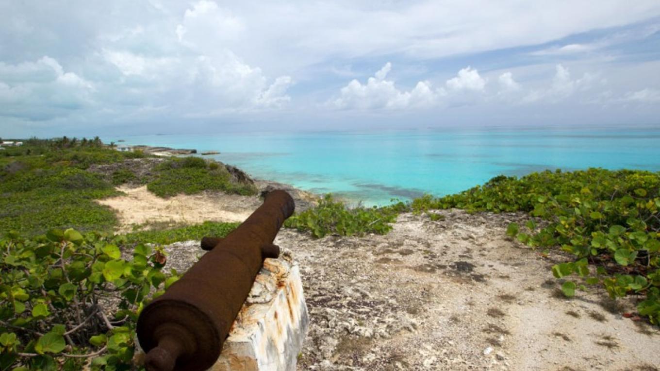 The Salt Beacon | The Bahamas