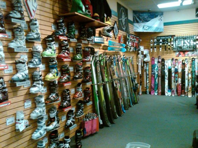 Sportsman & Ski Haus Whitefish Montana Lodging, Dining, and Official