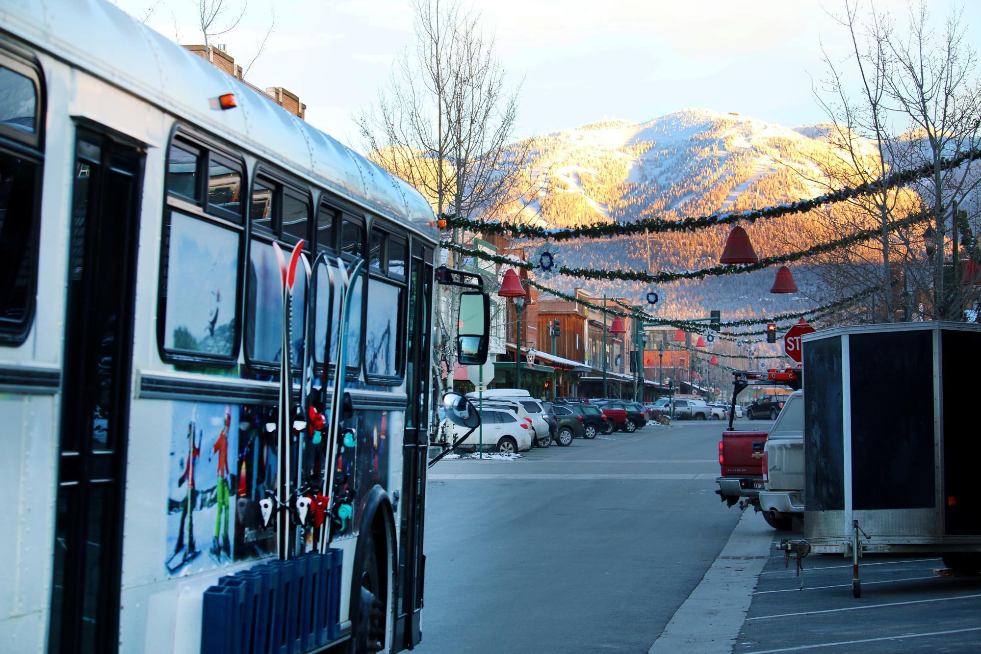 Free S.N.O.W. Bus Schedule | Whitefish Montana Lodging, Dining, and