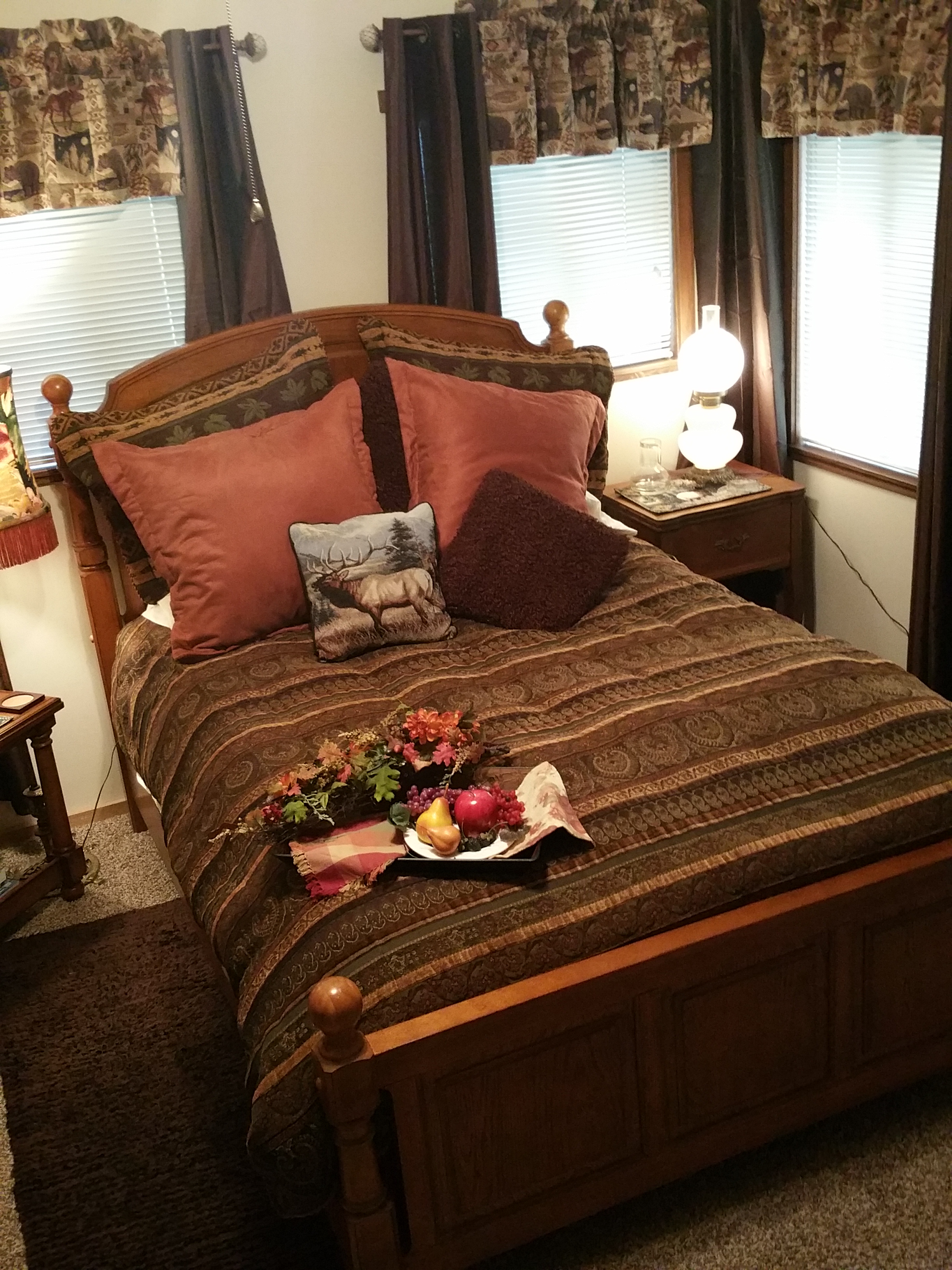 Bailey's Bed 'n Bale | Whitefish Montana Lodging, Dining, And Official ...