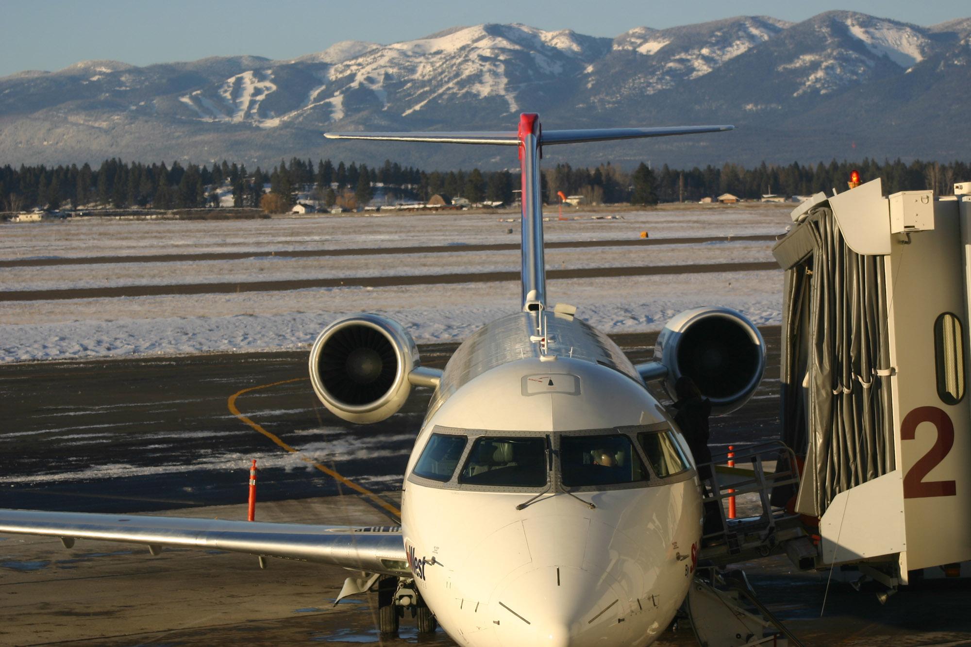 What Airlines Fly Into Glacier Park International Airport explorewhitefish.com