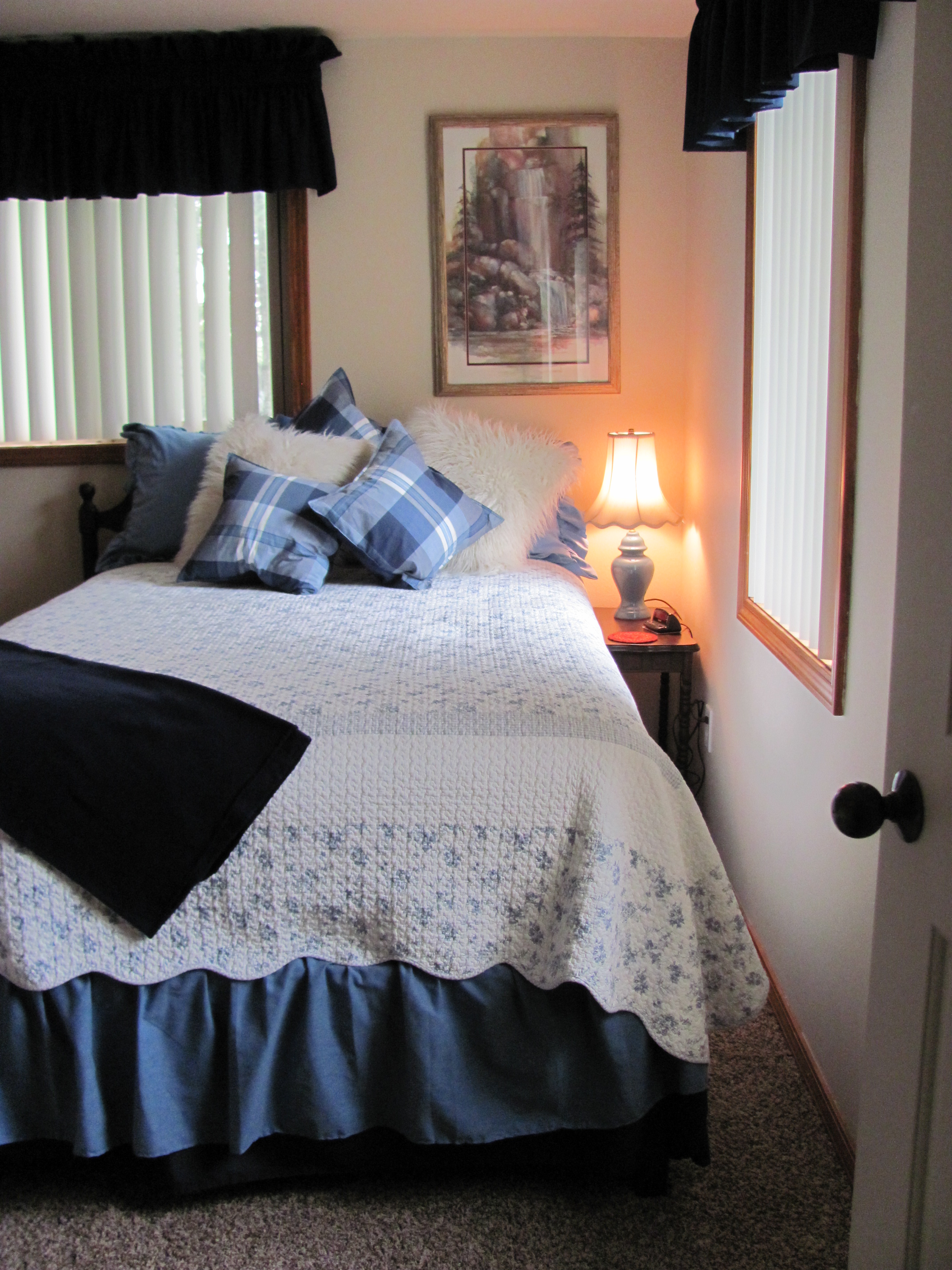 Bailey's Bed 'n Bale | Whitefish Montana Lodging, Dining, And Official ...