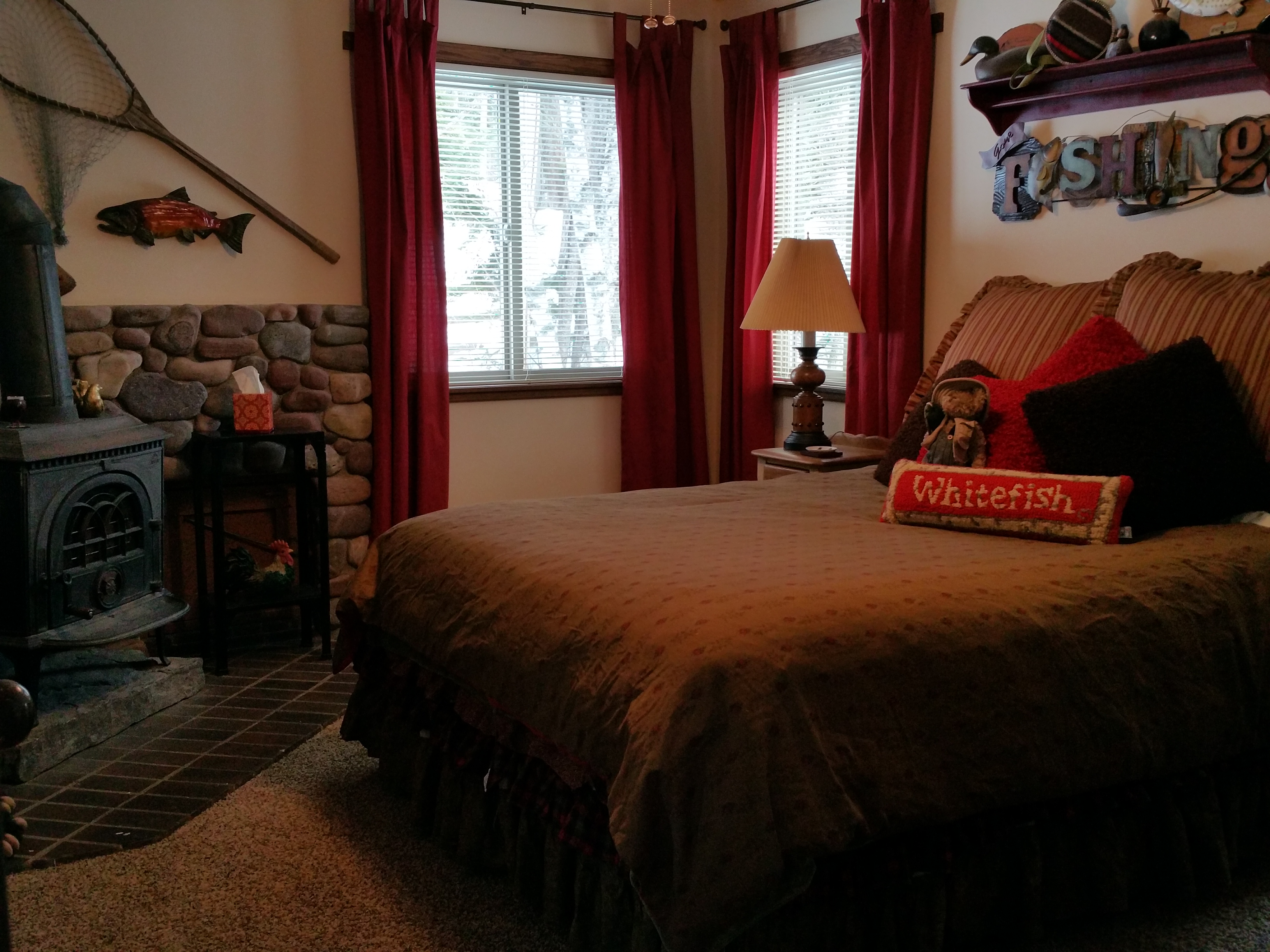 Bailey's Bed 'n Bale | Whitefish Montana Lodging, Dining, And Official ...