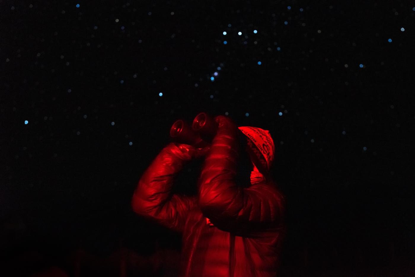 Binoculars make for great stargazing!